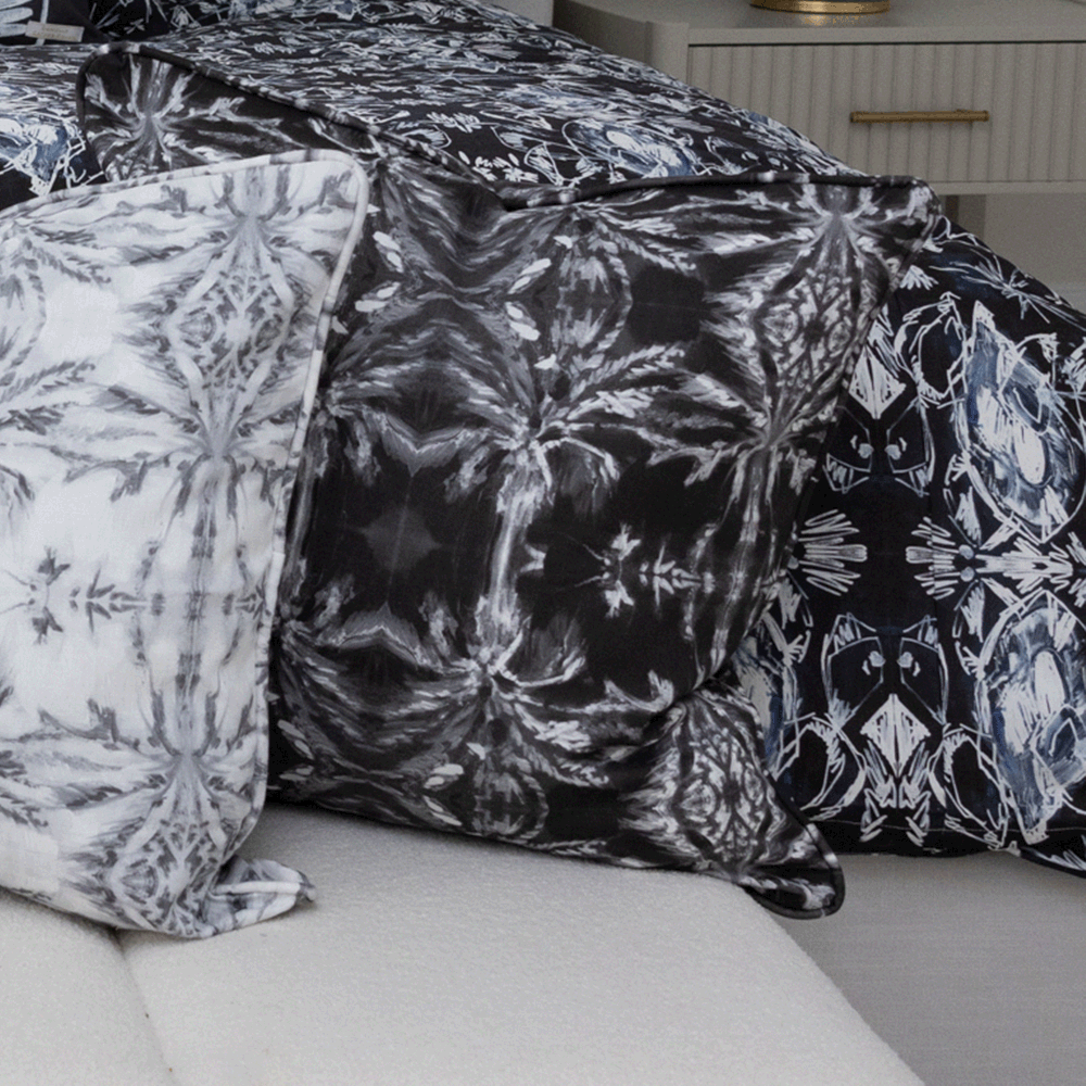 Barcelona Inverse Pillow Cover